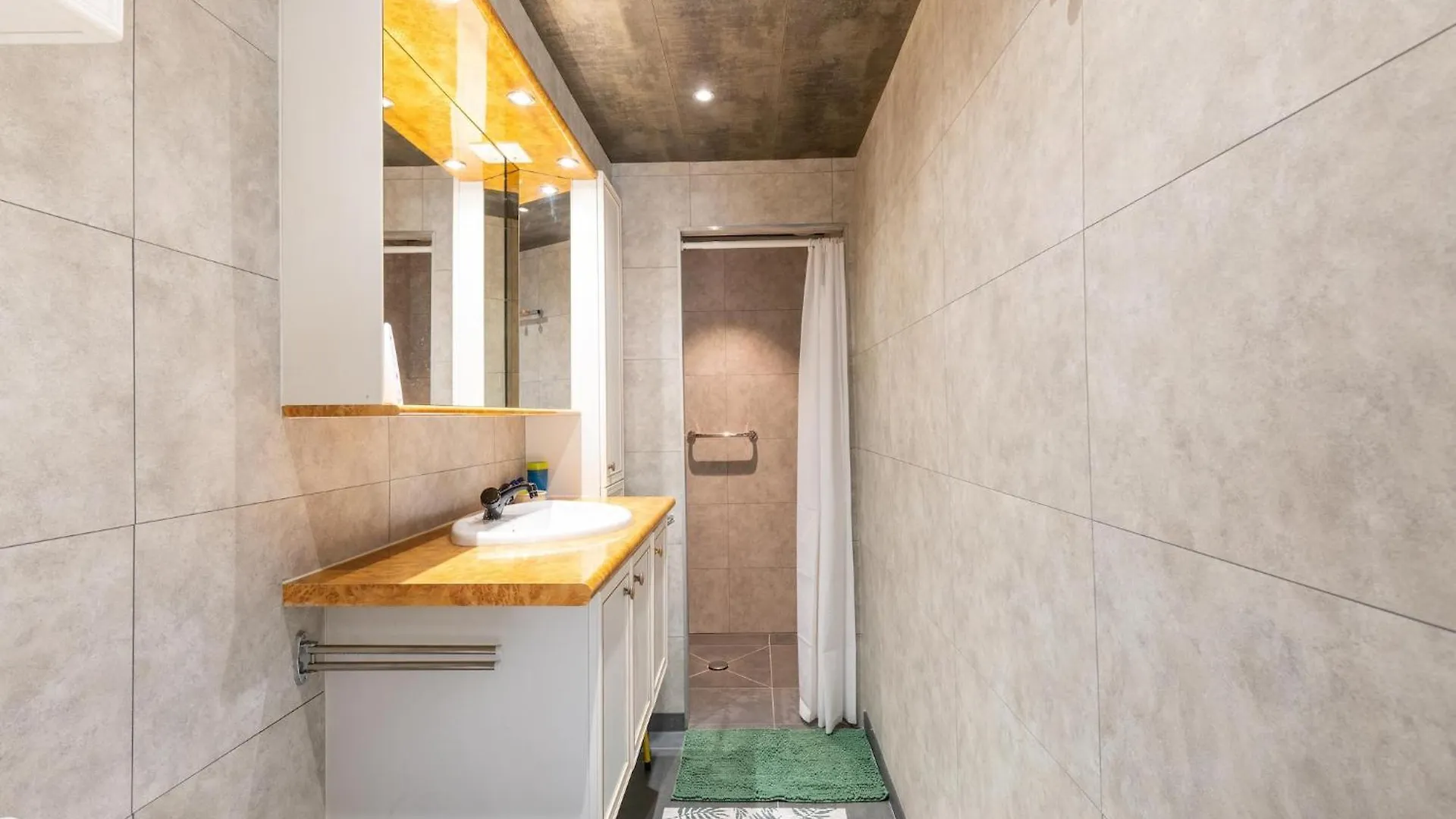 Flat In Ostend Near Belgian Coast, Cleaning Included Apartamento